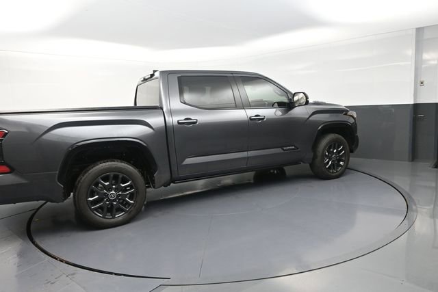 Used 2024 Toyota Tundra Platinum AWD/4WD image 21