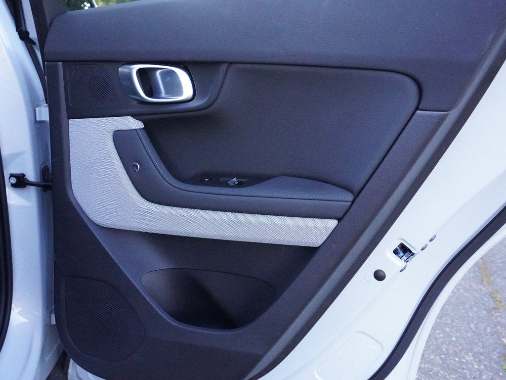 Used 2024 Polestar Polestar 2 AWD/4WD image 27