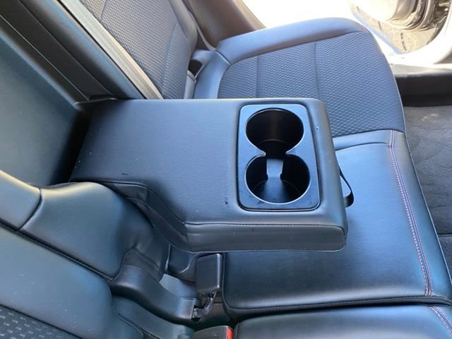 Used 2025 Ford Escape ST-Line AWD/4WD image 37