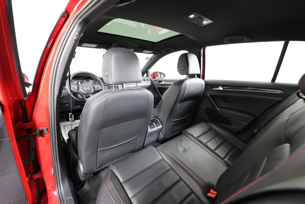 Used 2016 Volkswagen GTI Autobahn image 14