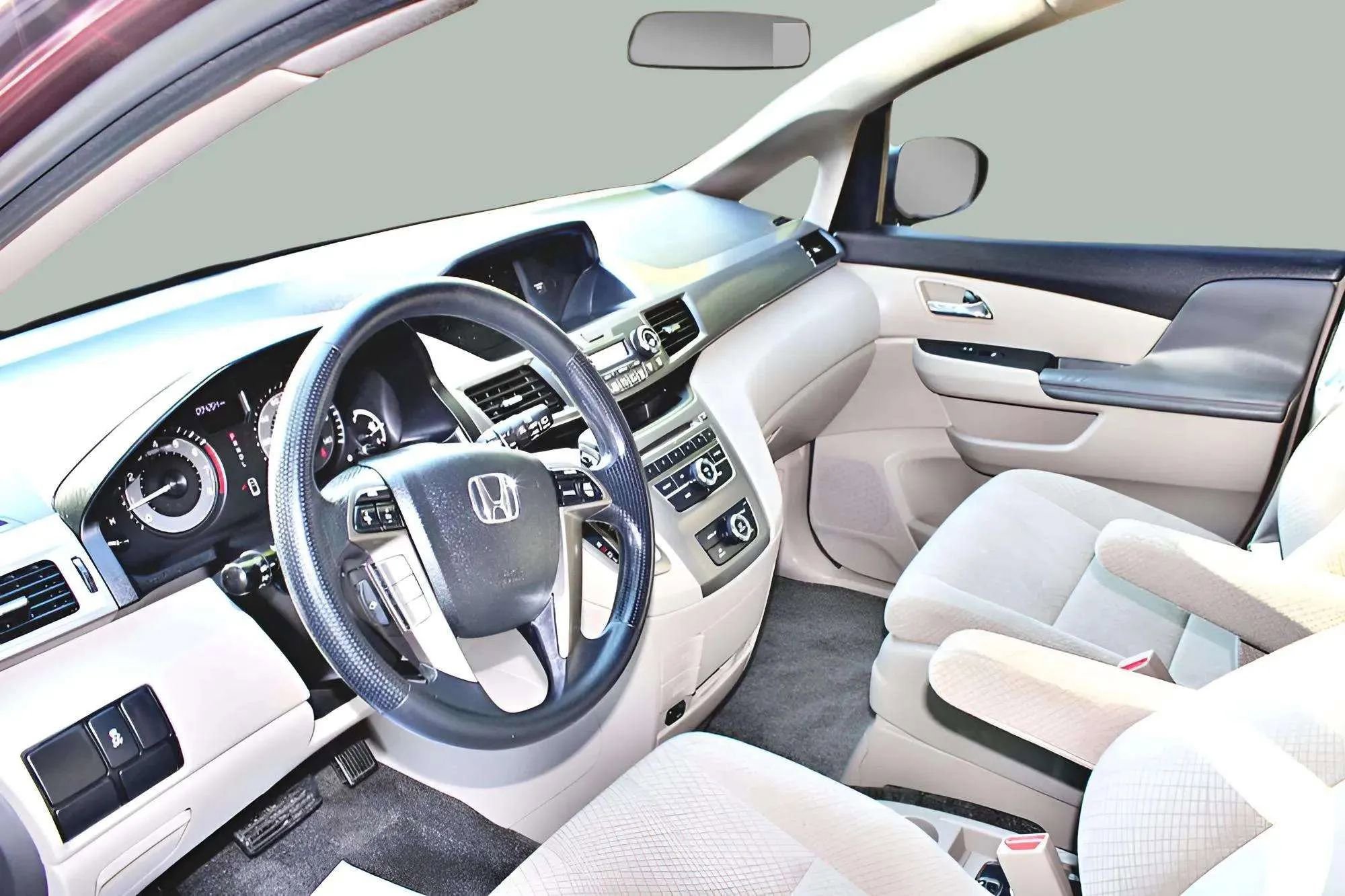 Used 2016 Honda Odyssey LX image 10