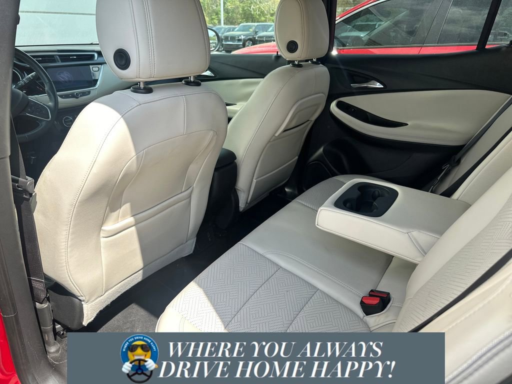 Used 2021 Buick Encore GX Essence w/ Experience Buick Package image 12