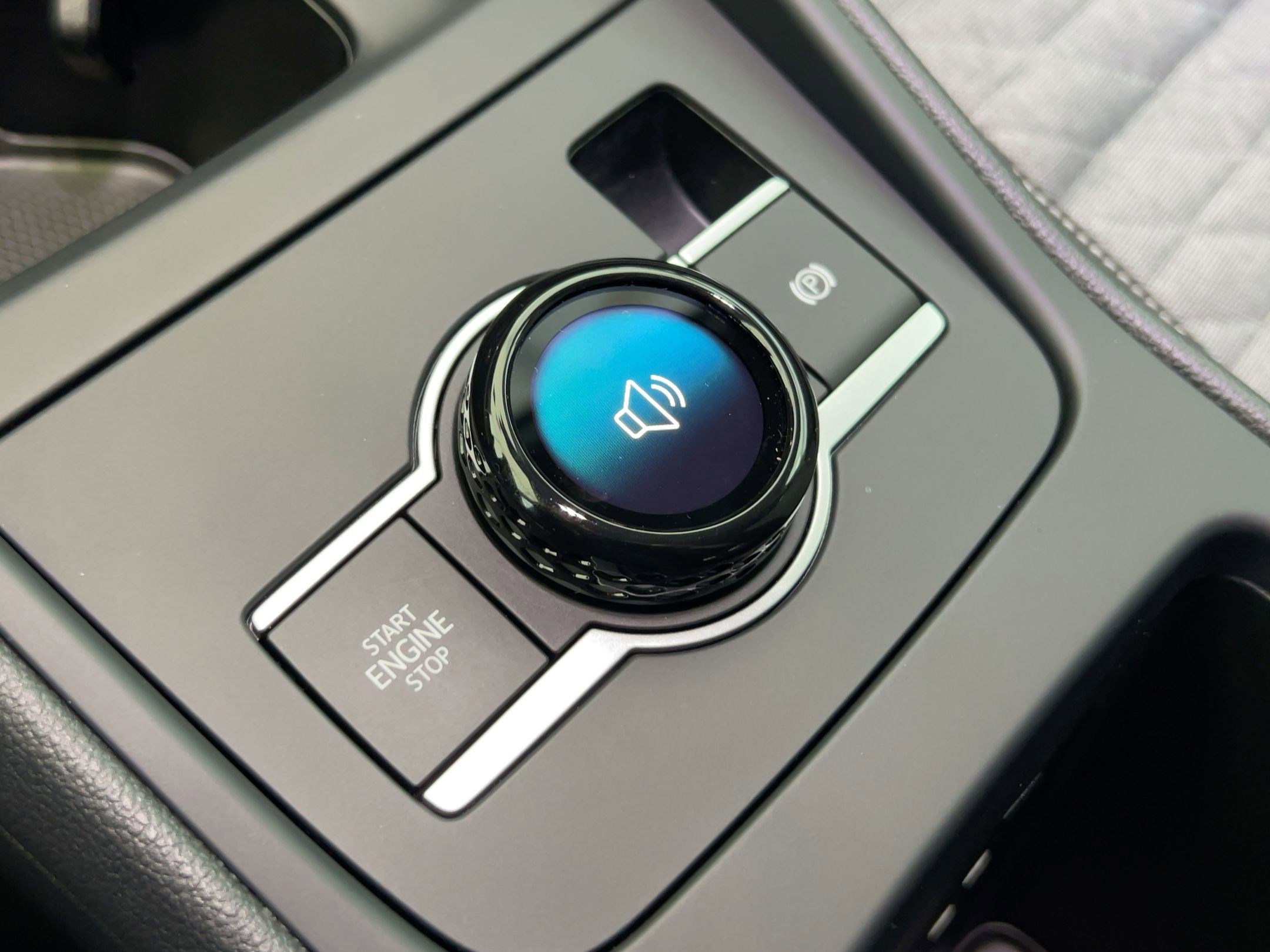 New 2026 Volkswagen Tiguan S image 17