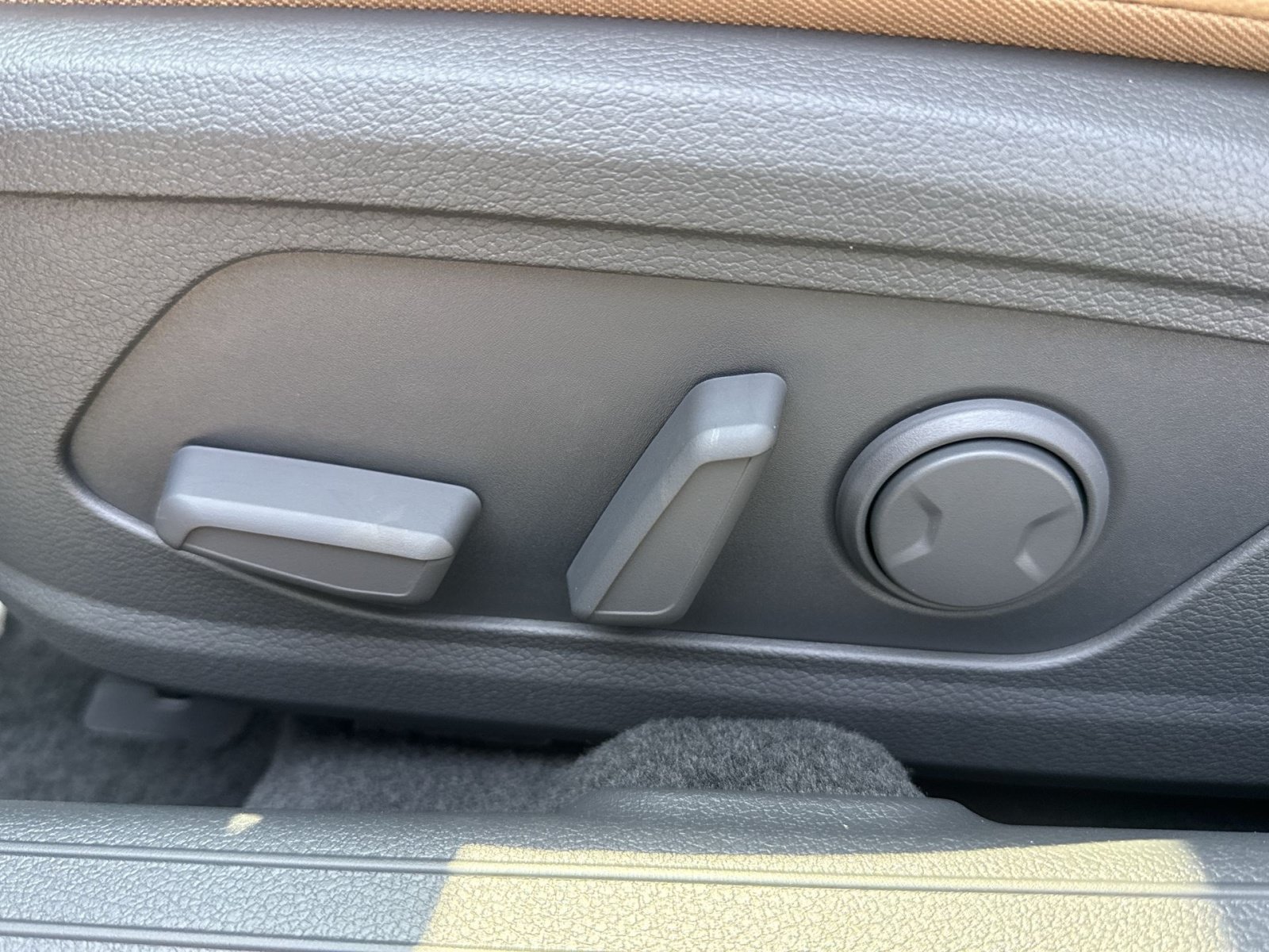 New 2026 Hyundai Sonata Limited FWD image 14
