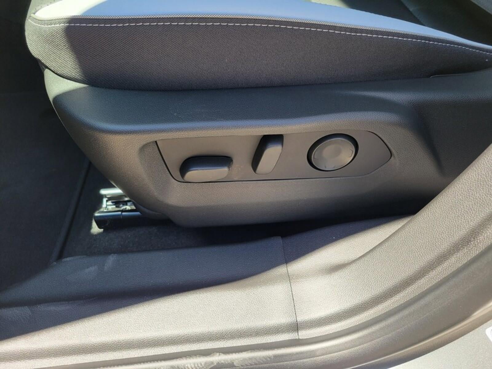 New 2026 Buick Envision Sport Touring AWD/4WD image 23
