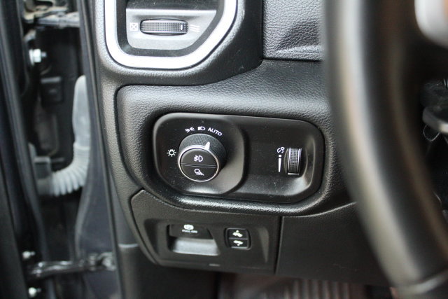 Used 2022 RAM 1500 Big Horn AWD/4WD image 15
