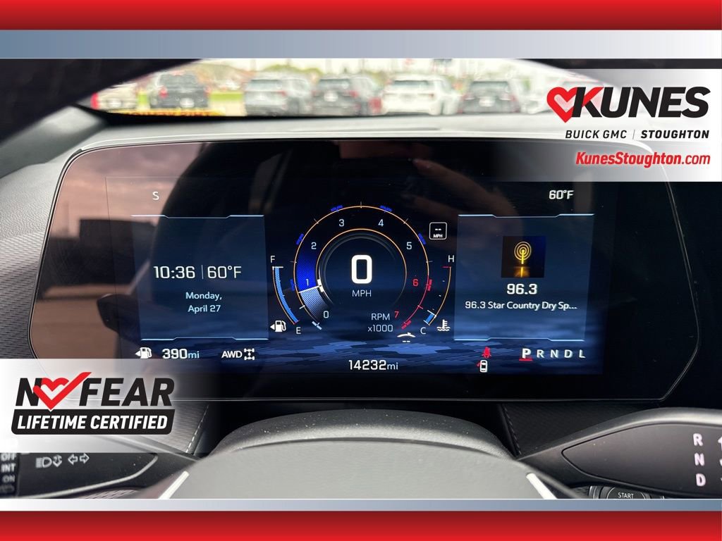 Used 2026 Chevrolet Equinox LT AWD/4WD image 32