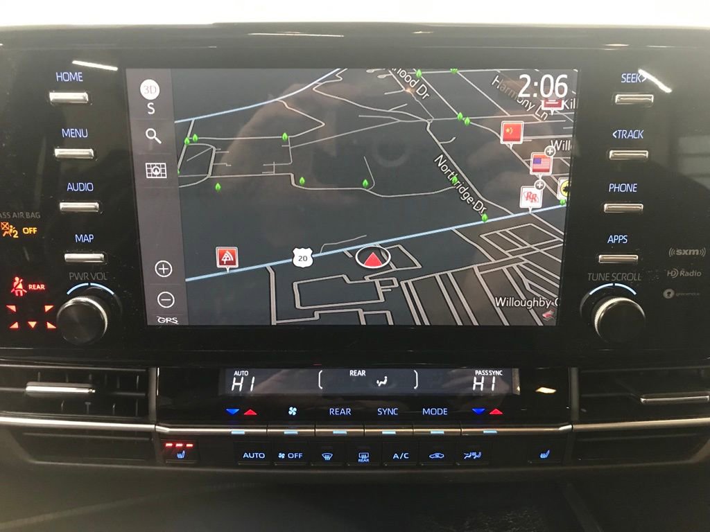 Used 2021 Toyota Sienna XSE image 19