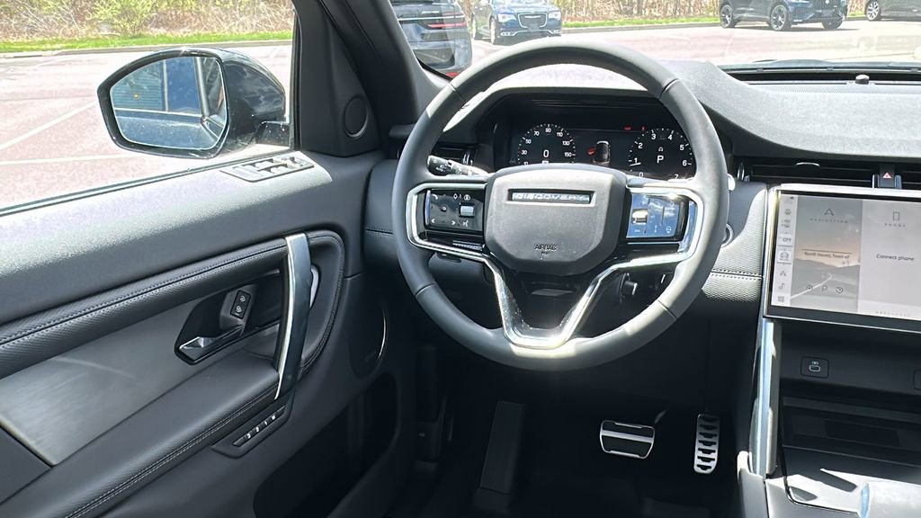 New 2026 Land Rover Discovery Sport Landmark AWD/4WD image 23