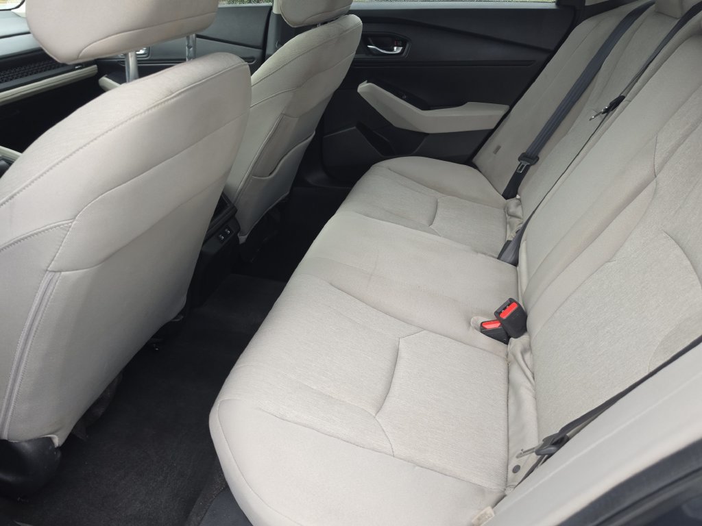 Used 2025 Honda Accord SE image 16