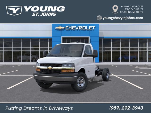 New 2026 Chevrolet Express 3500 RWD image 8