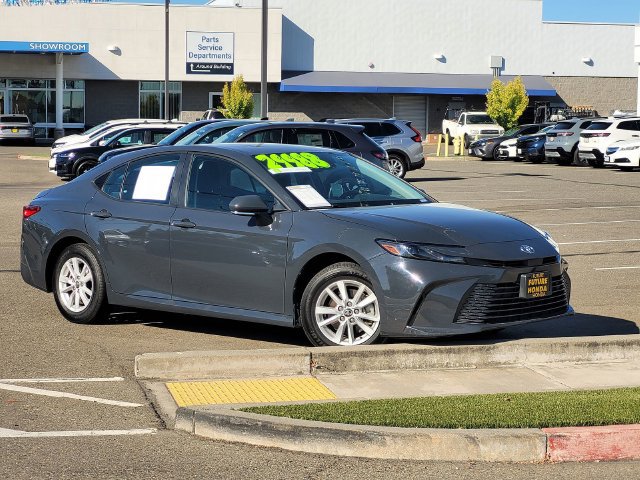 Used 2025 Toyota Camry LE w/ Convenience Package