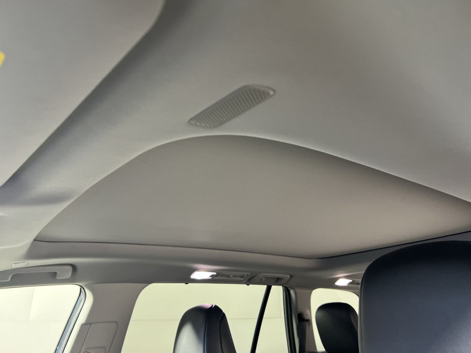 Used 2025 Toyota Grand Highlander AWD image 22