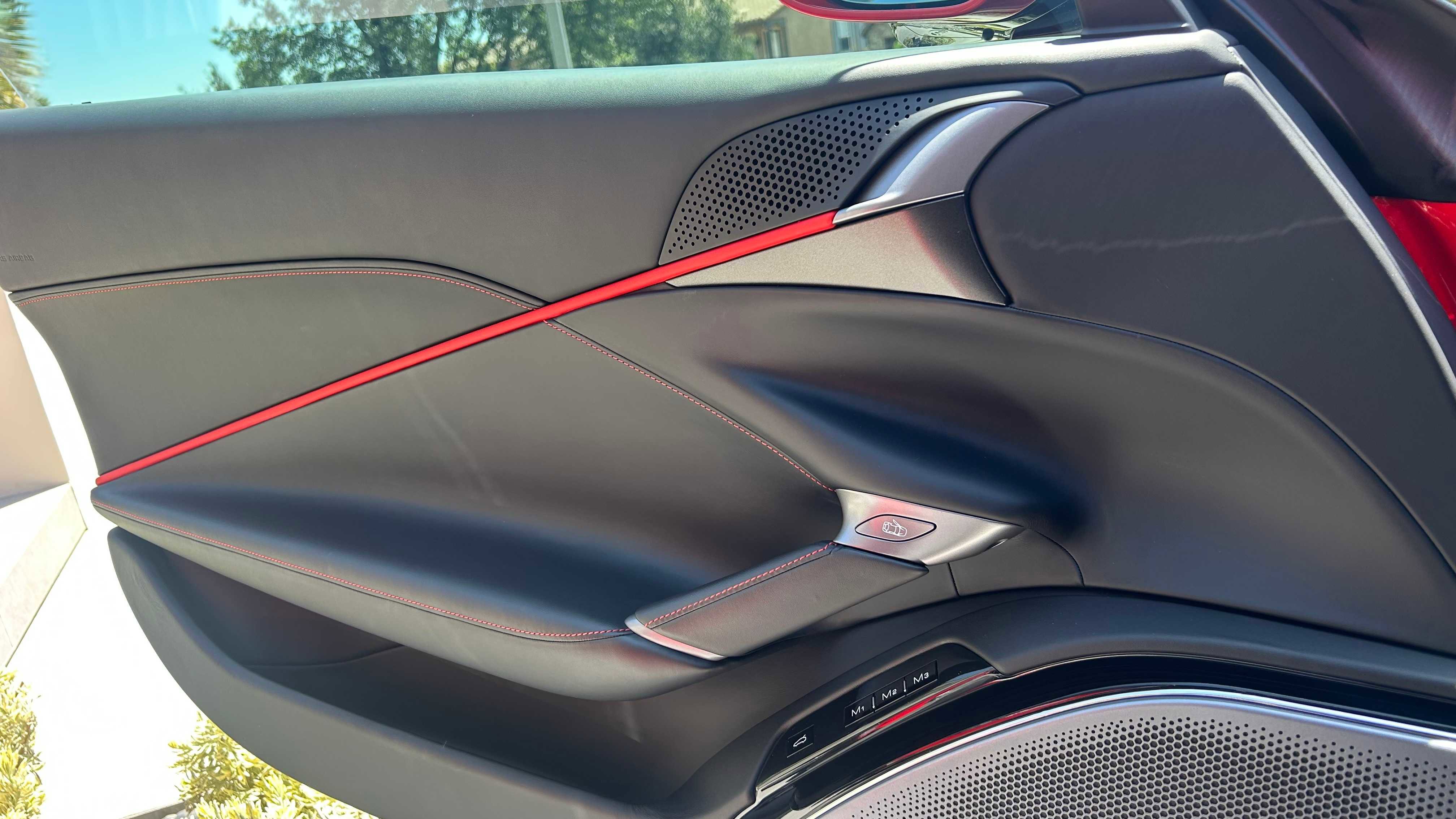 Used 2022 Ferrari Roma RWD image 18