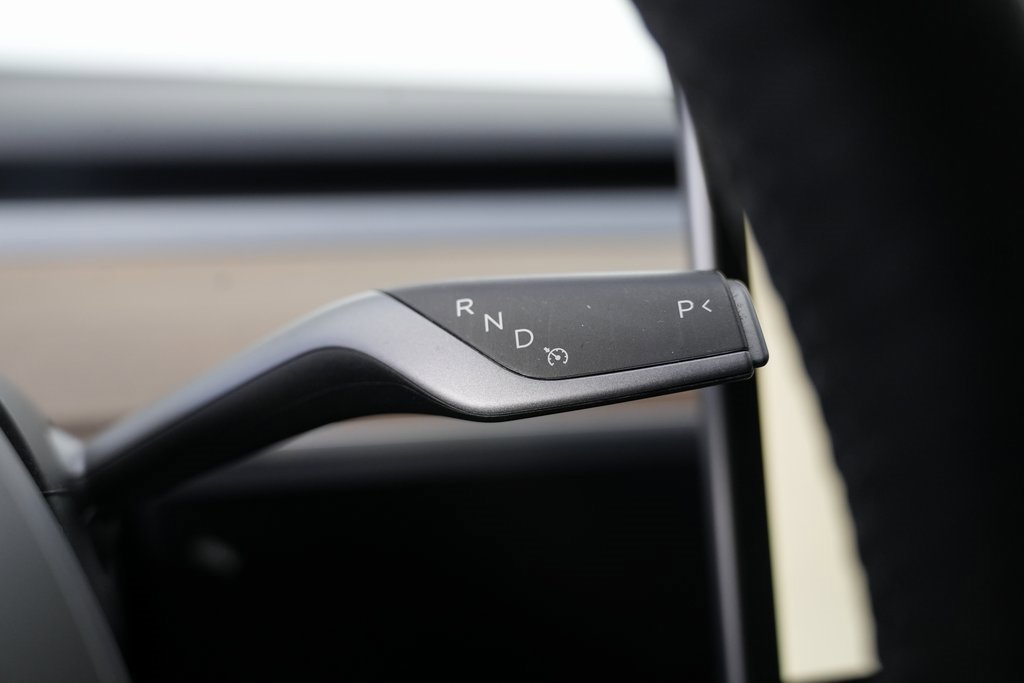 Used 2023 Tesla Model 3 Standard Range image 47