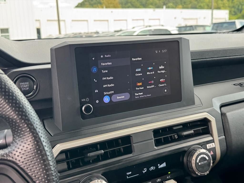 Used 2025 Toyota Tacoma SR AWD/4WD image 25