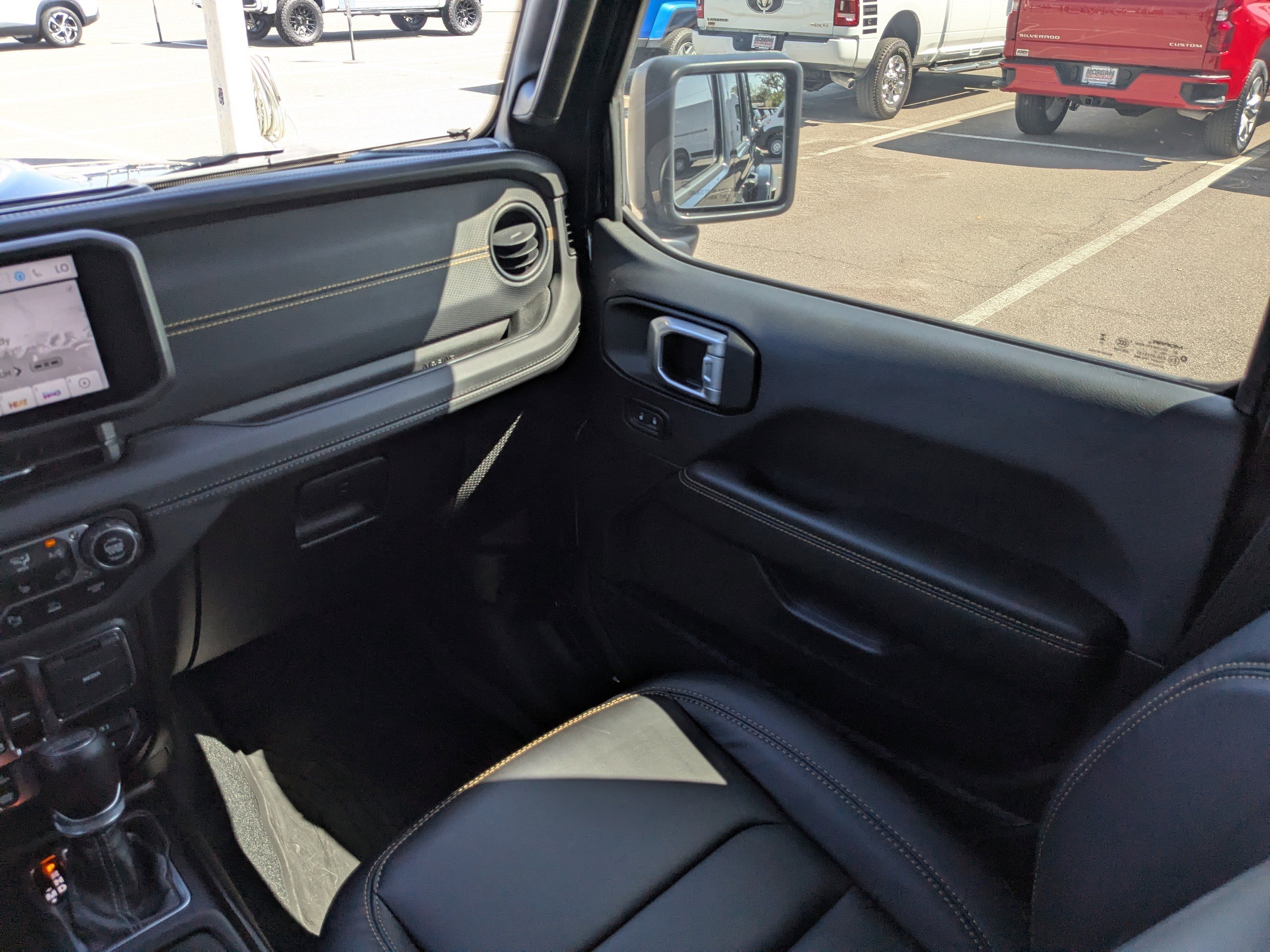 Used 2024 Jeep Wrangler Unlimited Rubicon 392 image 17