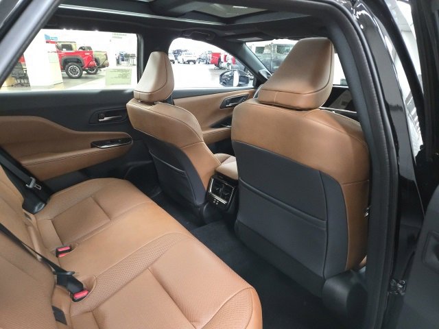 New 2026 Toyota Crown Signia image 11