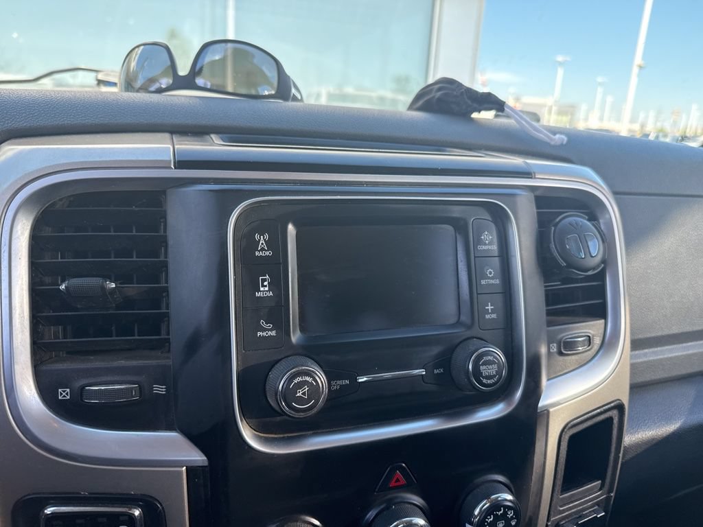 Used 2015 RAM 1500 Big Horn AWD/4WD image 19
