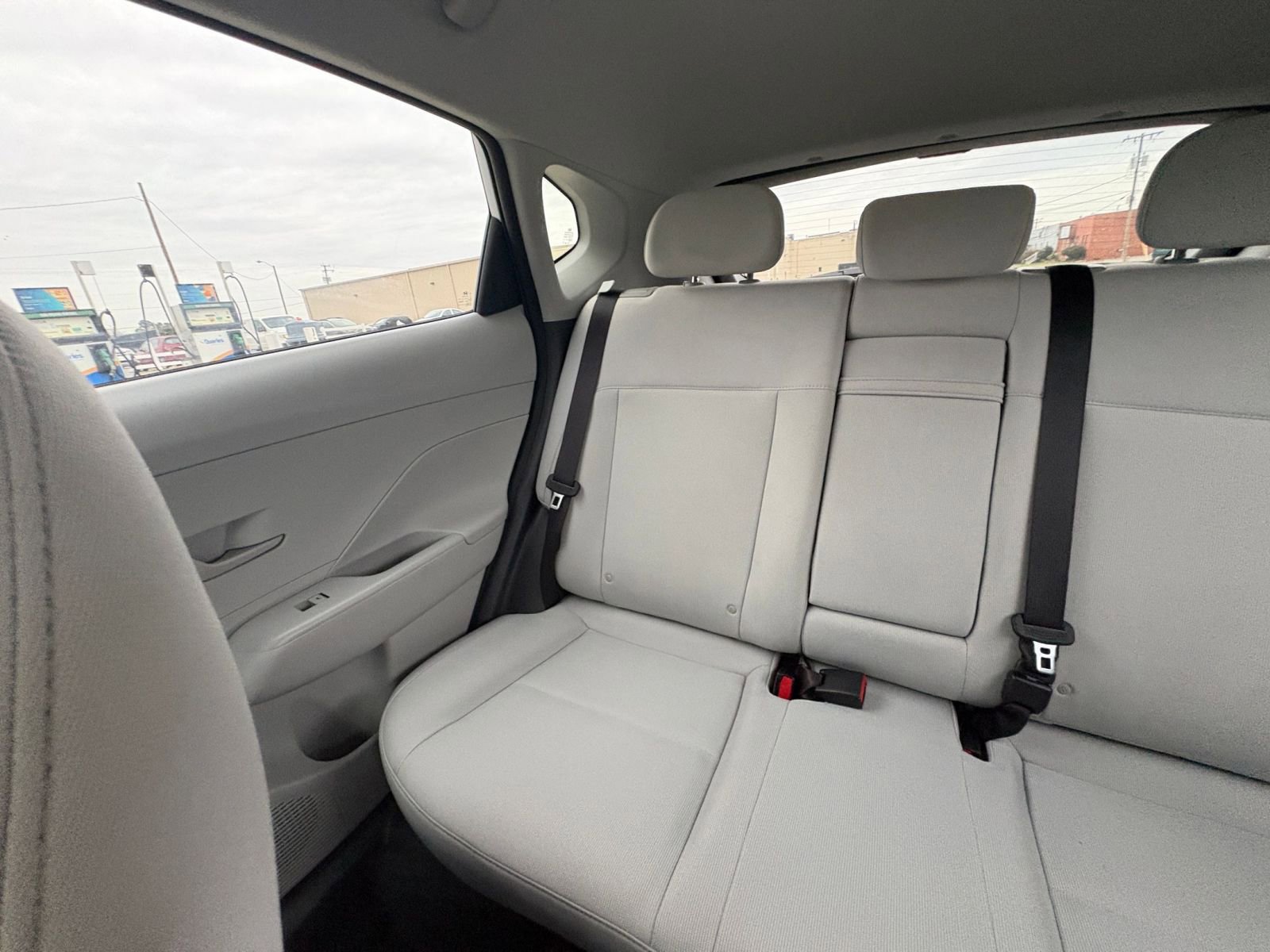 Used 2025 Hyundai Kona SEL image 39