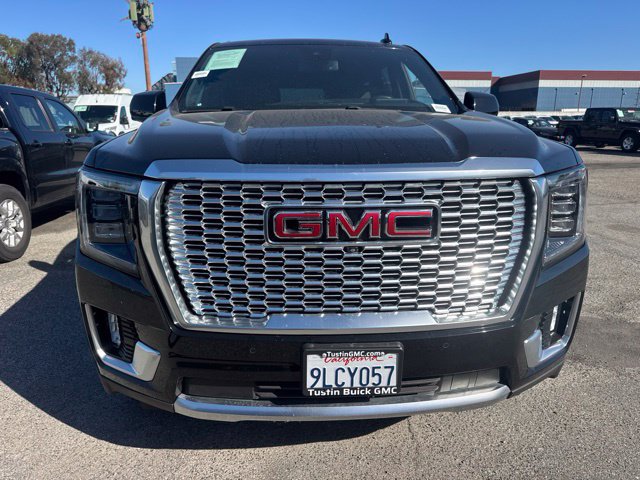 Used 2024 GMC Yukon Denali AWD/4WD image 2