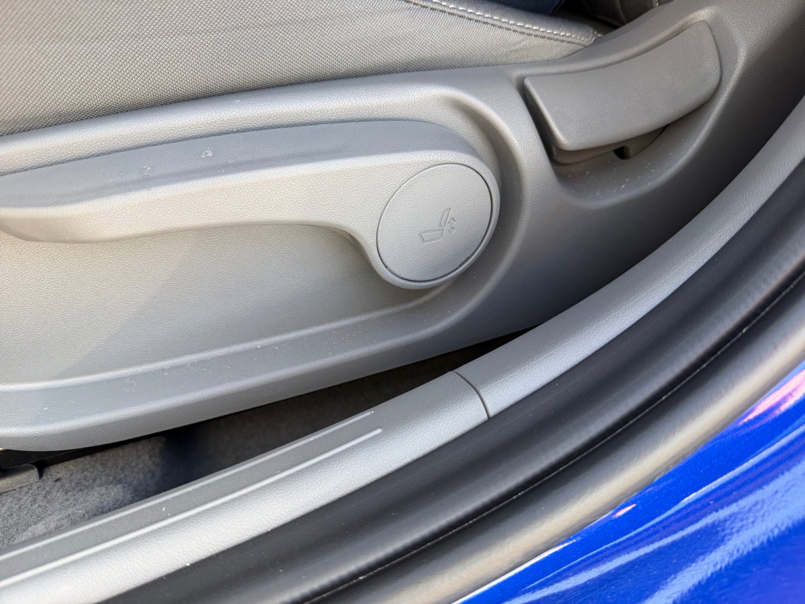 Certified 2025 Hyundai Elantra Sport FWD image 14