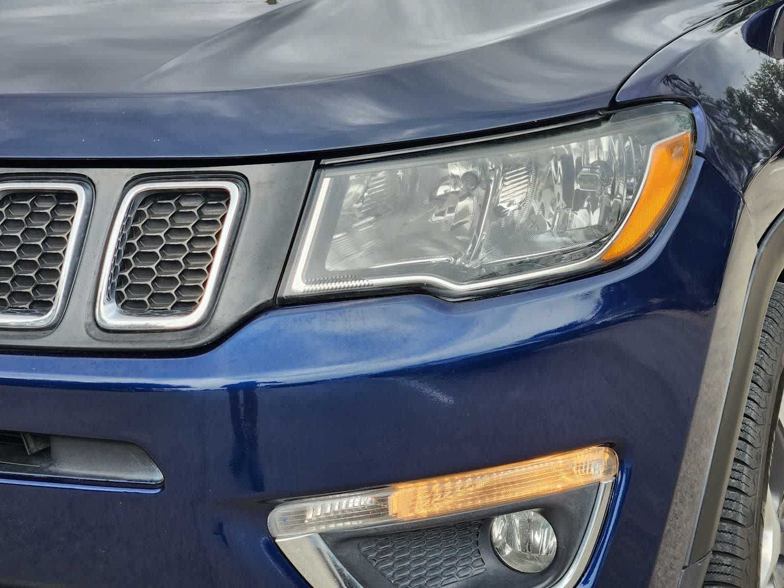 Used 2019 Jeep Compass Limited FWD image 7