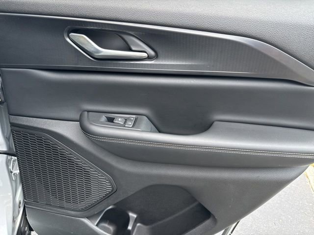 Used 2024 Jeep Grand Cherokee Altitude image 25