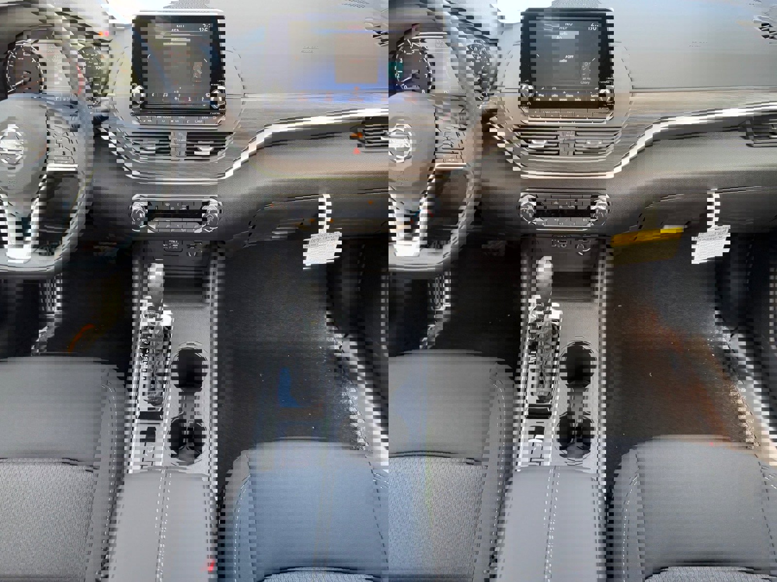 New 2025 Nissan Altima 2.5 SV image 16