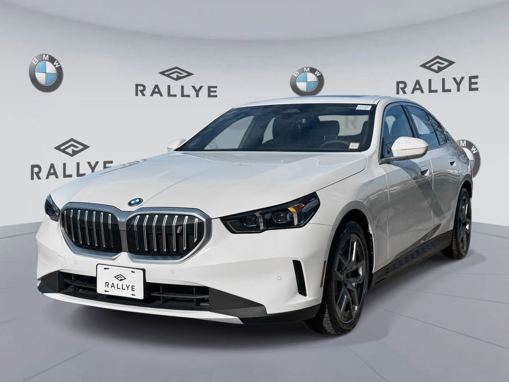 Certified 2025 BMW i5 xDrive40 w/ Premium Package image 3