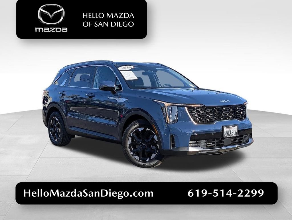 Used 2025 Kia Sorento S w/ Panoramic Sunroof Package image 1