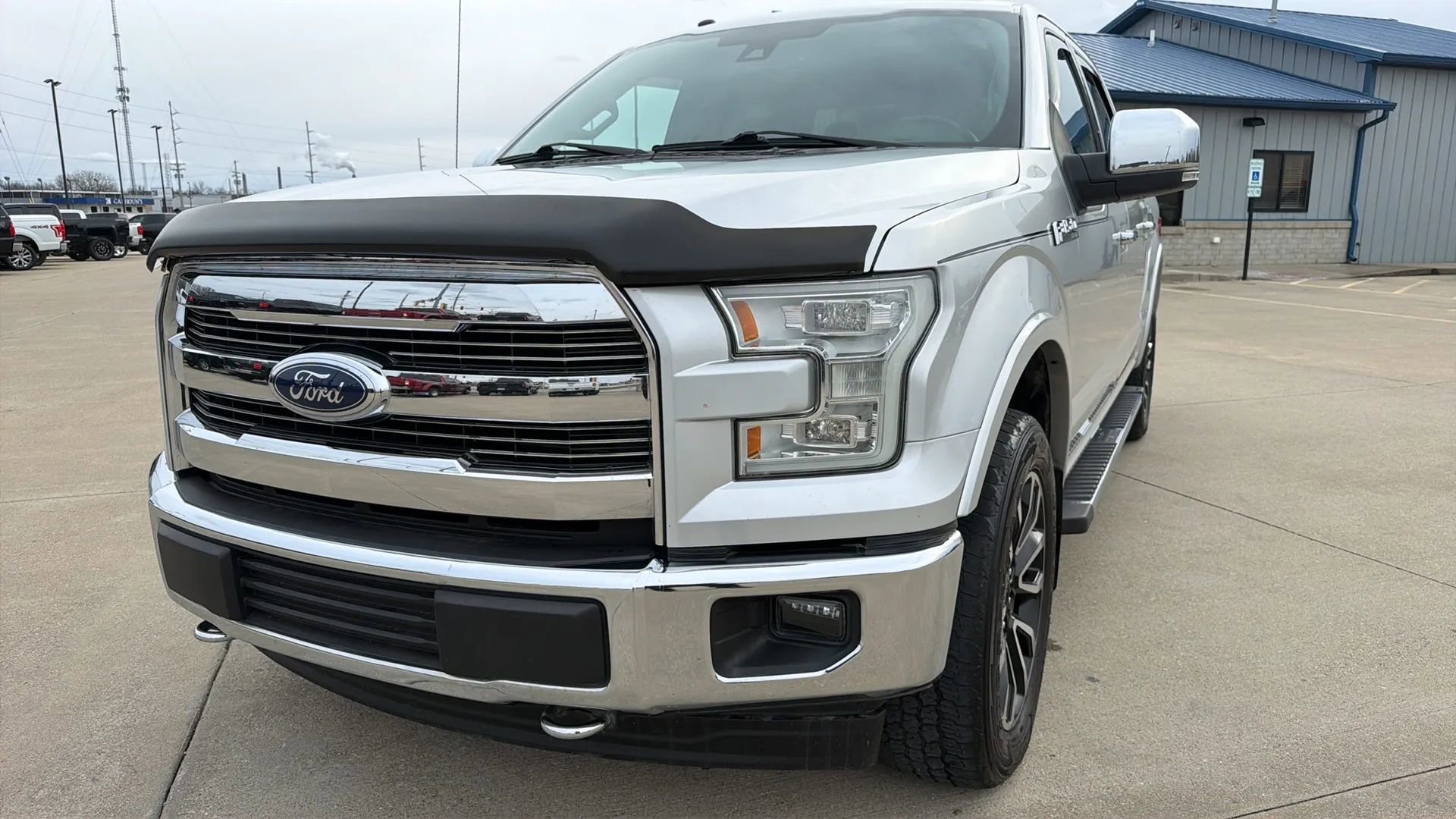 Used 2017 Ford F150 Lariat w/ Equipment Group 502A Luxury image 3