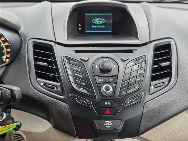 Used 2014 Ford Fiesta SE w/ Comfort Package FWD image 13