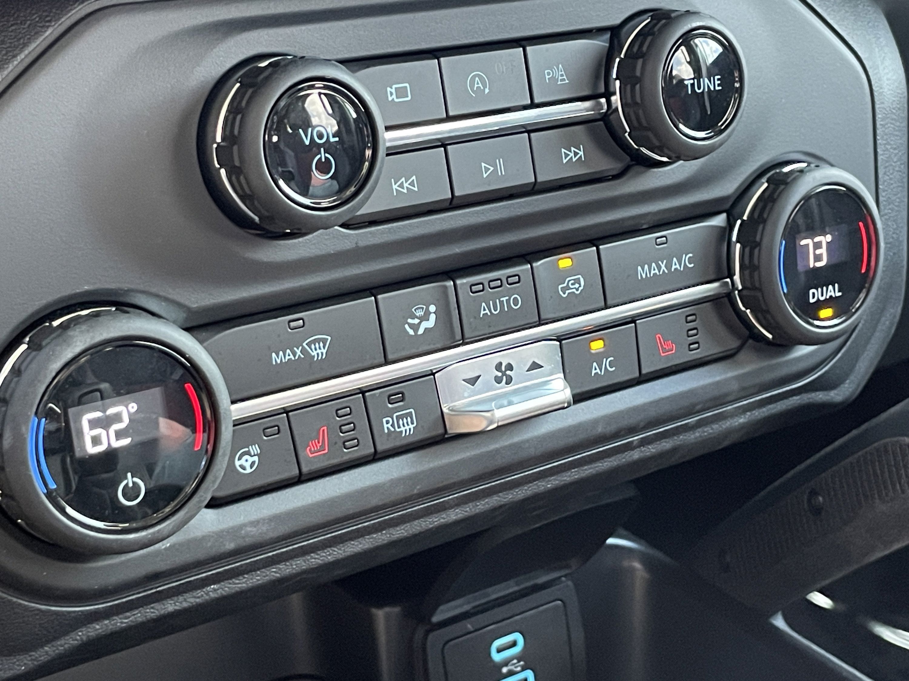 Used 2025 Ford Bronco Raptor AWD/4WD image 22