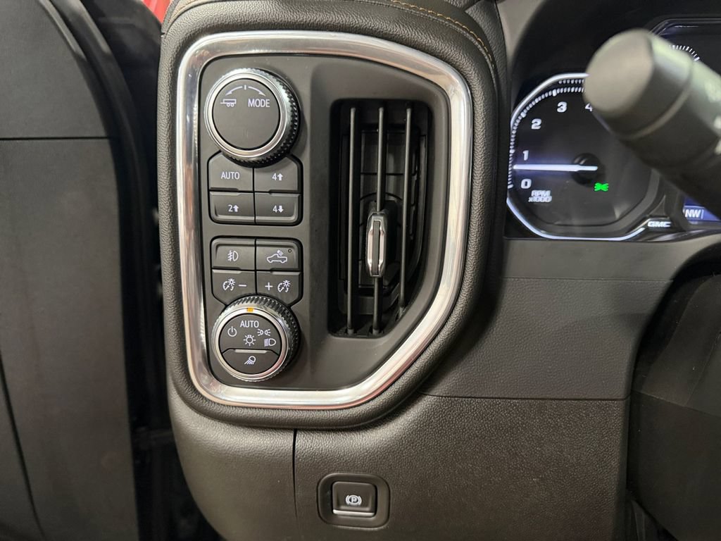 Used 2021 GMC Sierra 1500 AT4 AWD/4WD image 28