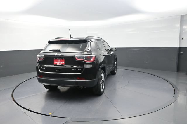 Used 2018 Jeep Compass Limited w/ Navigation Group AWD/4WD image 60