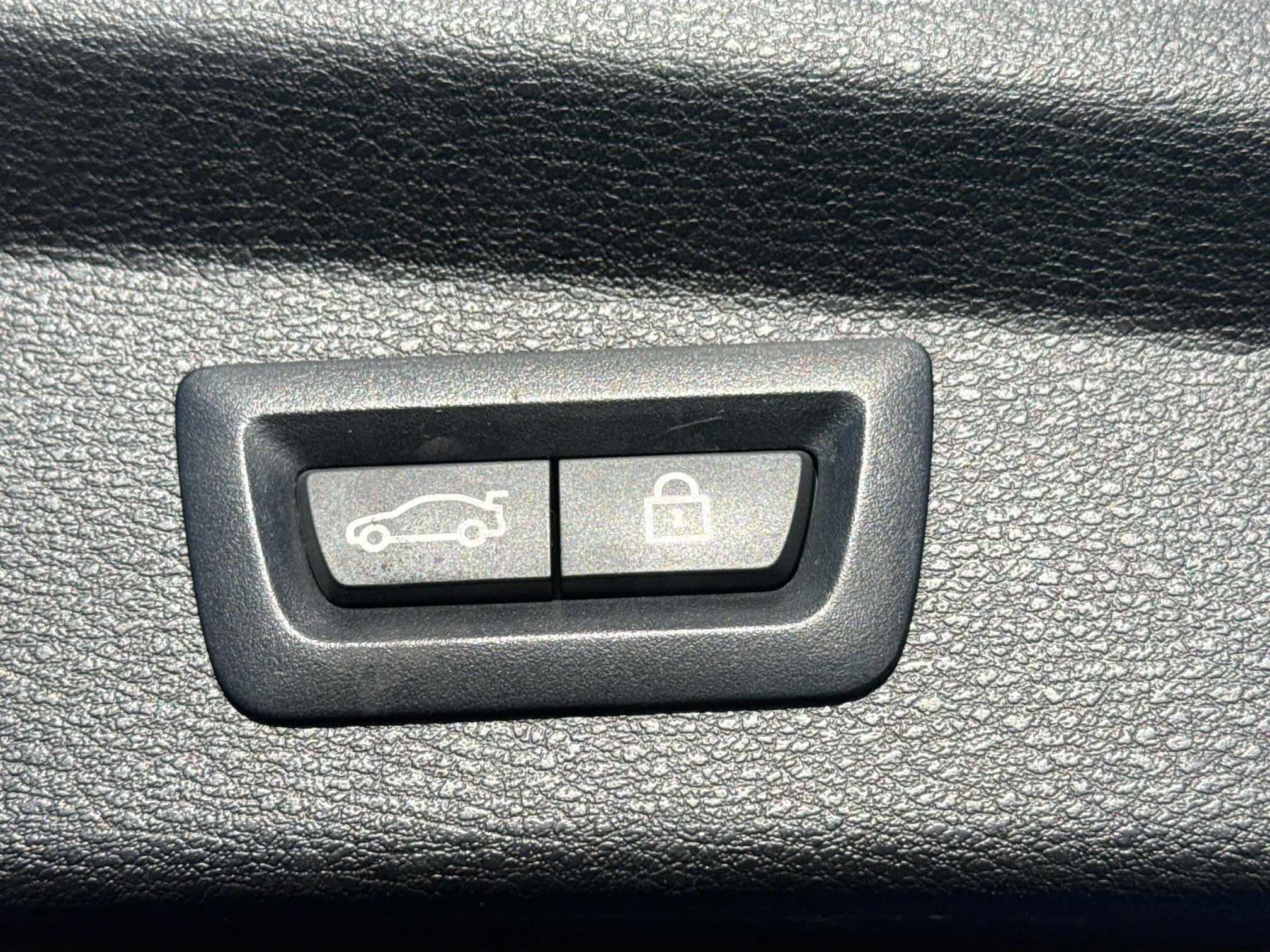 Used 2019 BMW X2 sDrive28i w/ M Sport X Package image 13