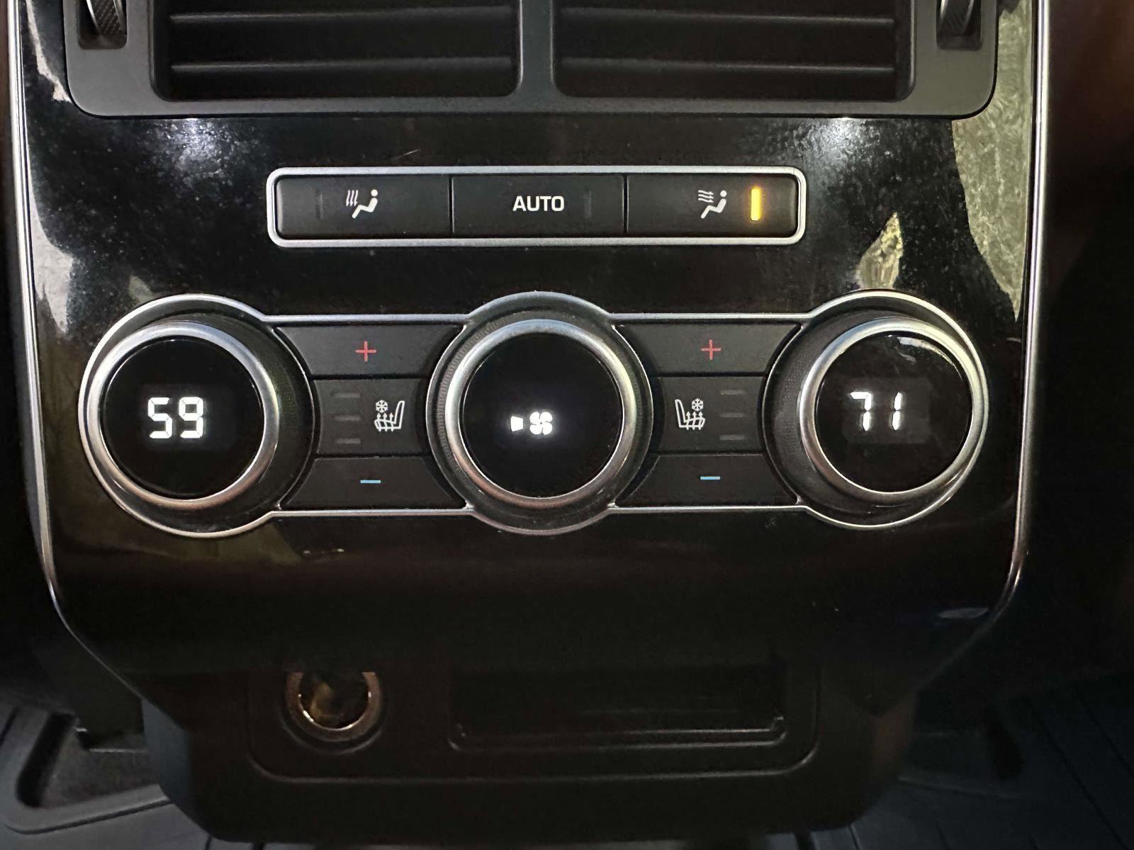 Used 2016 Land Rover Range Rover Sport Autobiography image 16