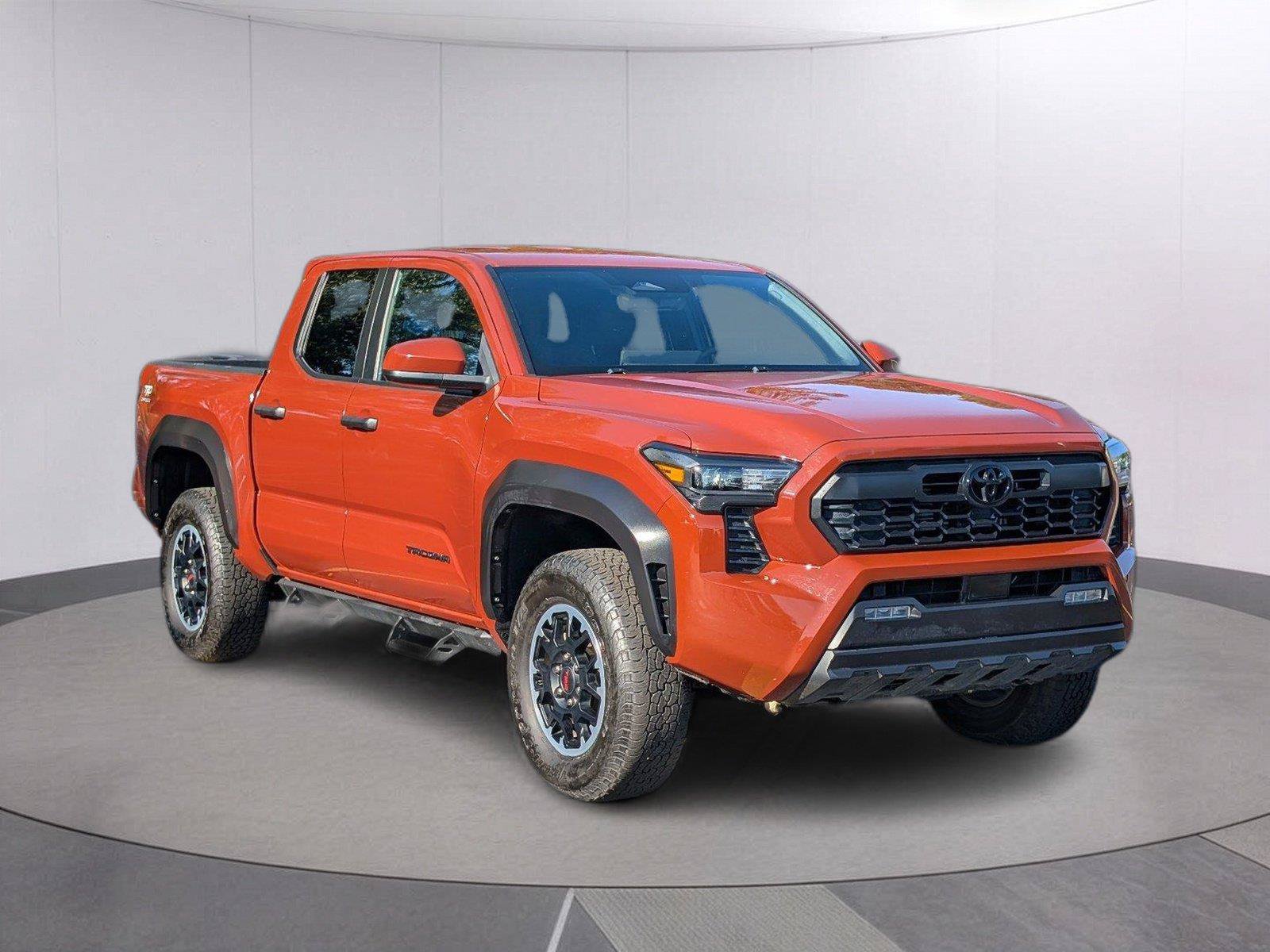 Used 2025 Toyota Tacoma TRD Off-Road AWD/4WD image 9