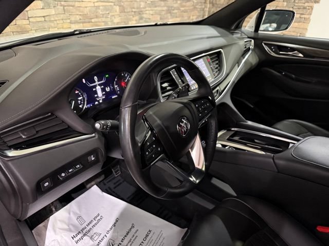 Used 2024 Buick Enclave Avenir w/ Avenir Technology Package AWD/4WD image 26