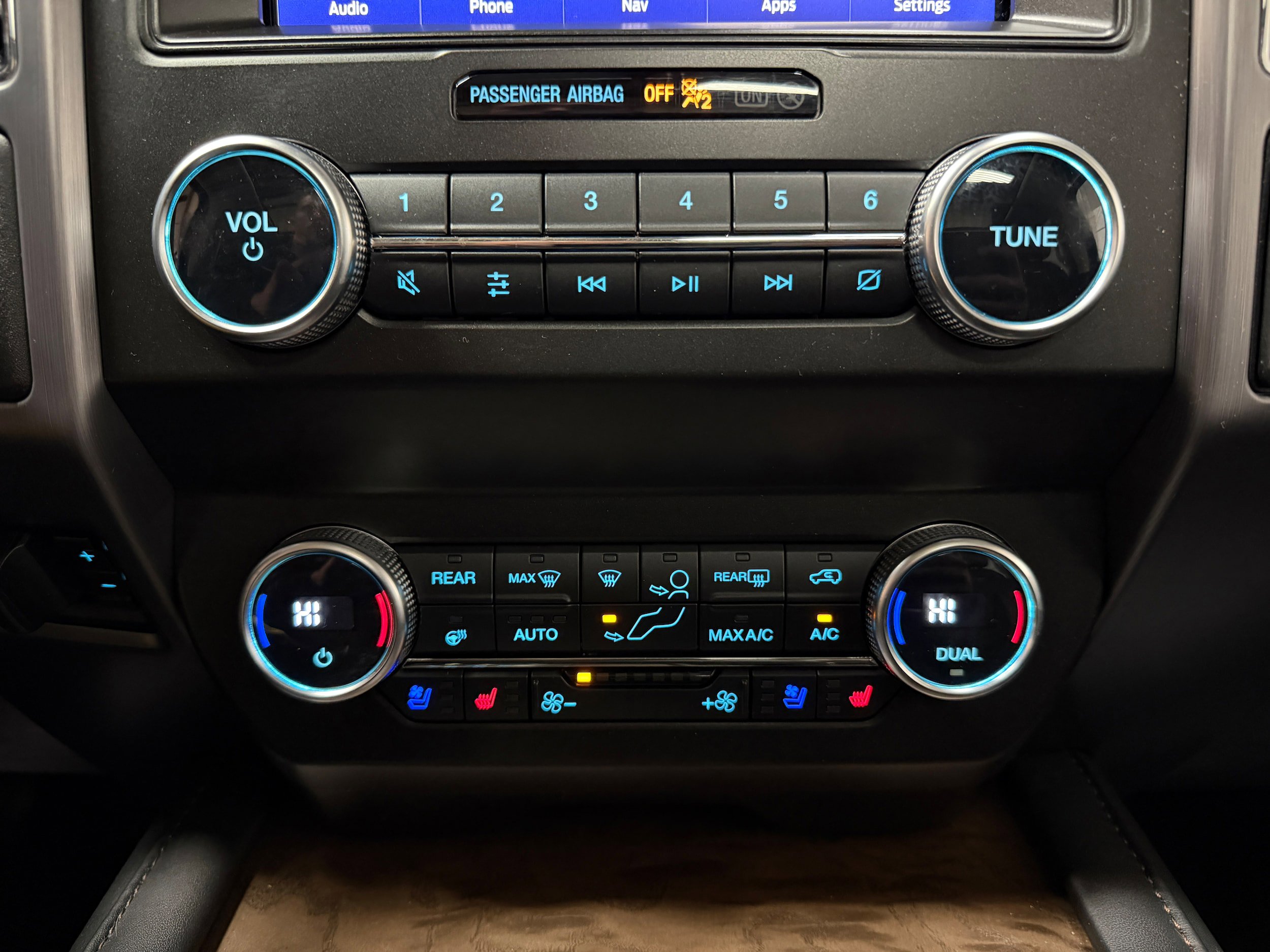 Used 2021 Ford Expedition Max Platinum AWD/4WD image 22