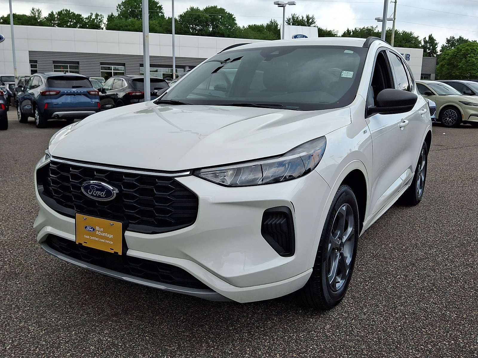 Certified 2023 Ford Escape ST-Line w/ Tech Pack #1 AWD/4WD image 4