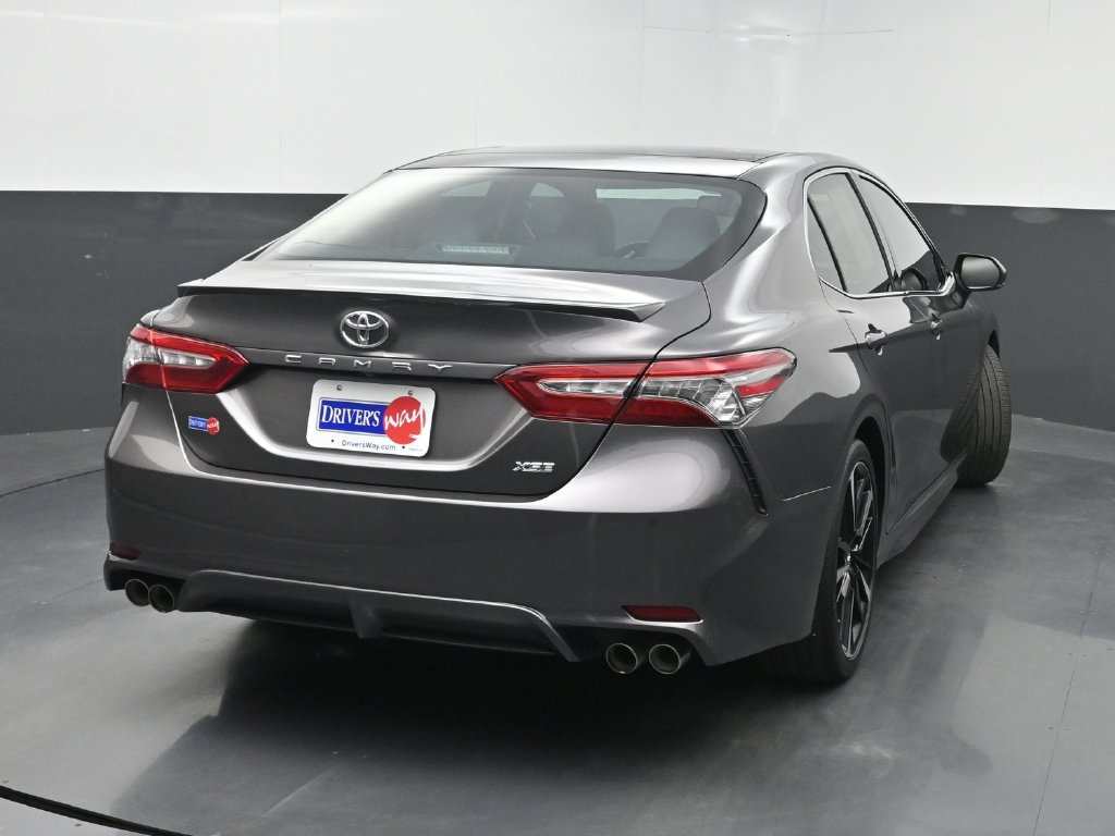 Used 2018 Toyota Camry XSE FWD image 37