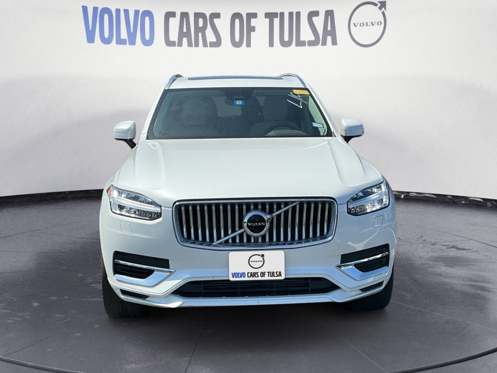 Used 2023 Volvo XC90 T8 Plus w/ Protection Package Premier AWD/4WD image 8