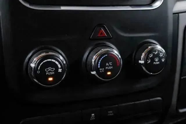 Used 2019 RAM 1500 Express w/ Express Value Package AWD/4WD image 27