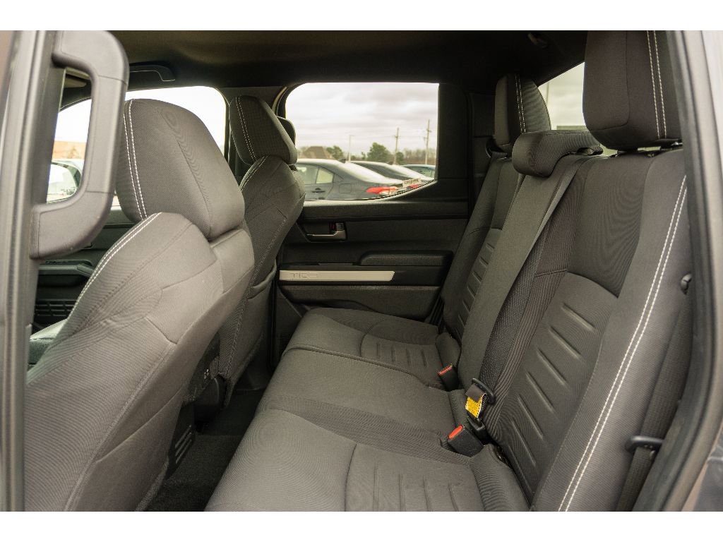 Used 2024 Toyota Tacoma TRD Off-Road image 13