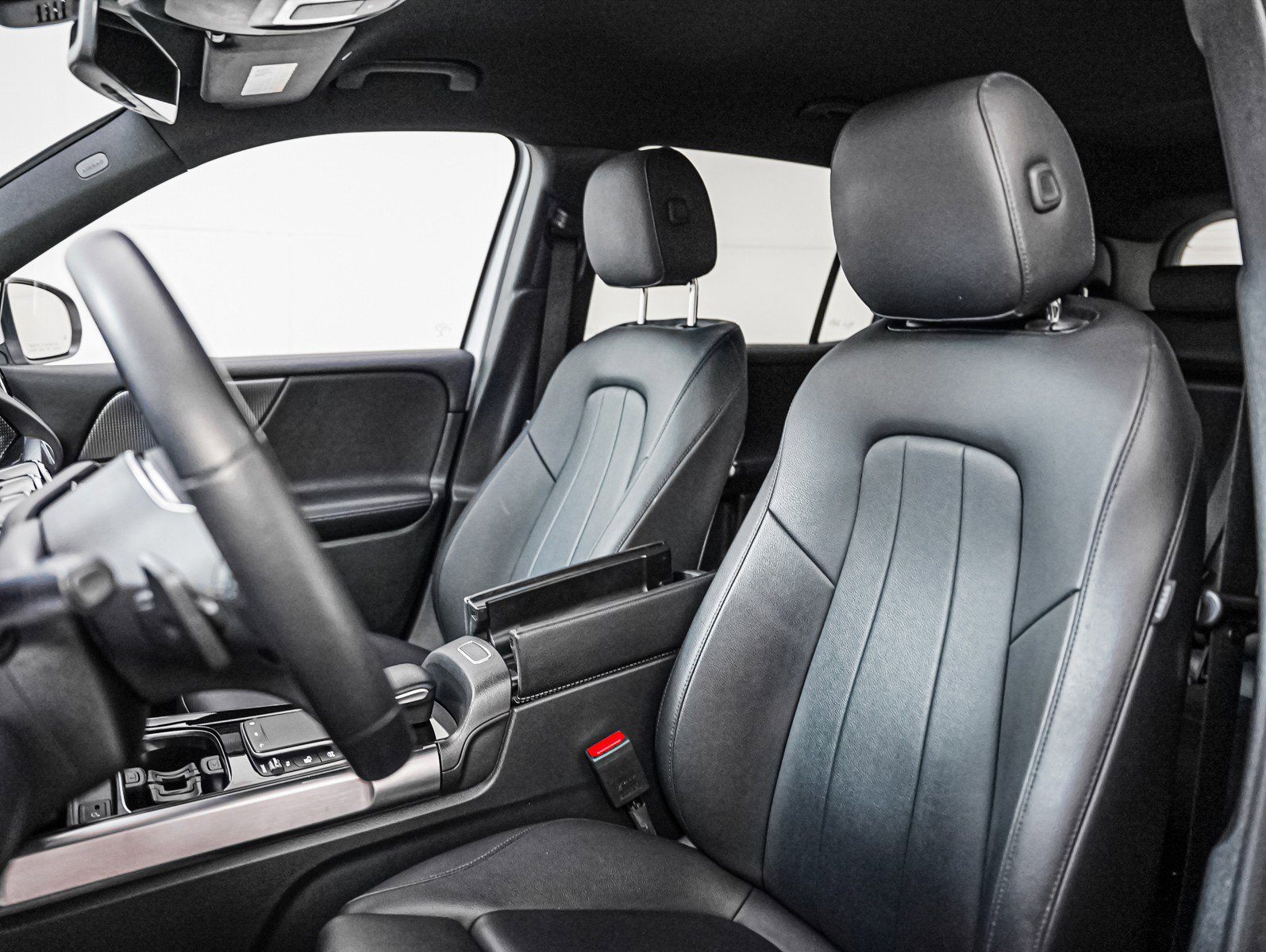 Certified 2022 Mercedes-Benz GLB 250 image 12