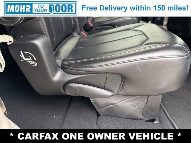 Used 2023 Chrysler Pacifica Touring-L image 26