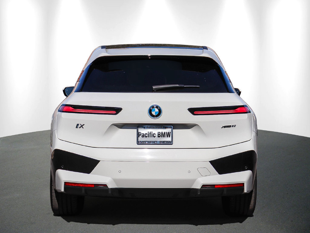 Certified 2024 BMW iX xDrive50 w/ Sport Package AWD/4WD image 5