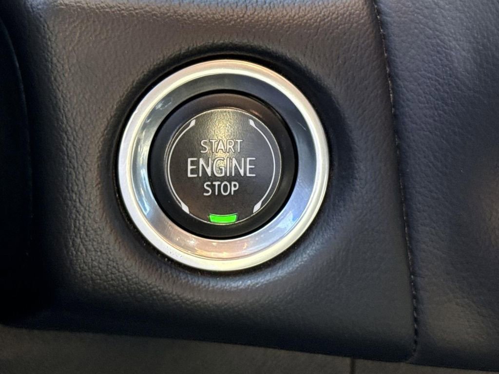 Used 2024 Chevrolet Tahoe Premier image 15